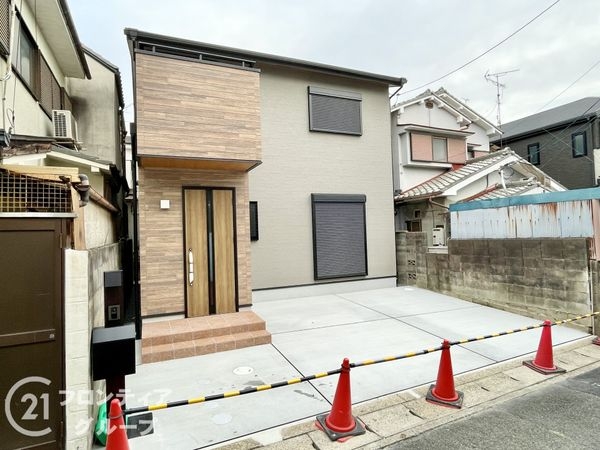 京都市山科区椥辻中在家町　新築一戸建て