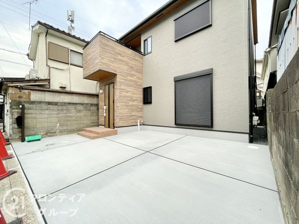 京都市山科区椥辻中在家町　新築一戸建て