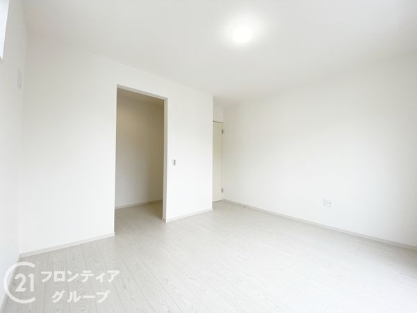 京田辺市興戸南鉾立　新築一戸建て　１号棟