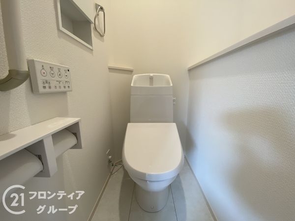 長岡京市久貝２丁目　新築一戸建て　２号棟