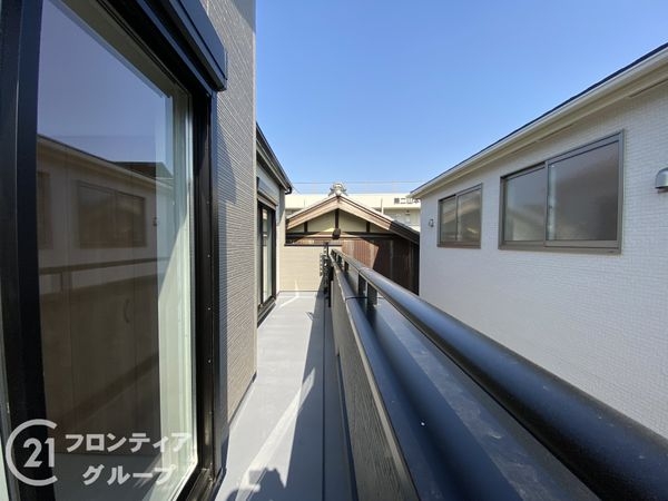 長岡京市久貝２丁目　新築一戸建て　２号棟