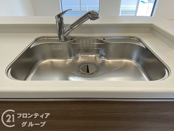 長岡京市久貝２丁目　新築一戸建て　２号棟