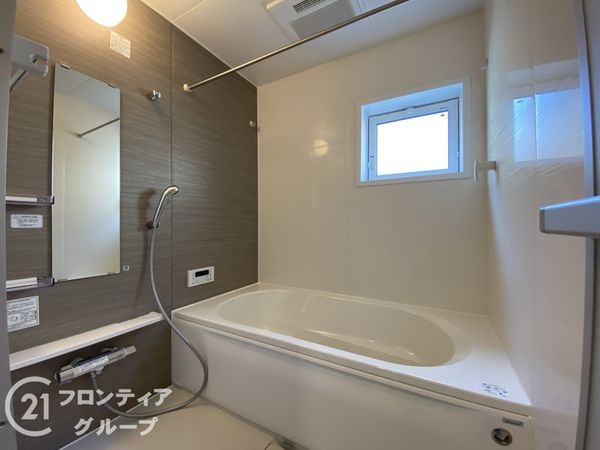 長岡京市久貝２丁目　新築一戸建て　２号棟