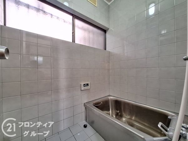 大津市石山寺２丁目の中古一戸建て