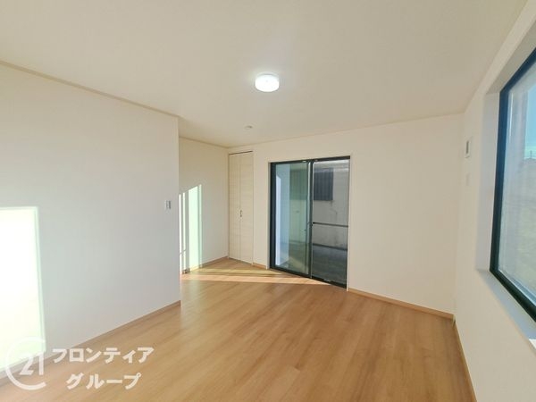 京都市伏見区久我御旅町の中古一戸建て