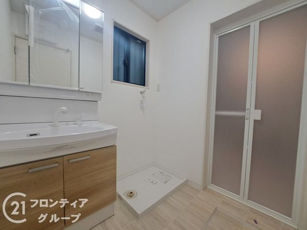 京都市伏見区久我御旅町の中古一戸建て