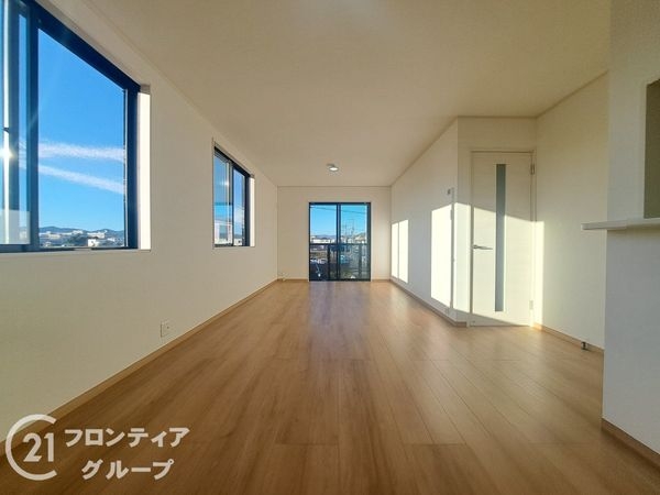 京都市伏見区久我御旅町　新築一戸建て　３１期　１６号地