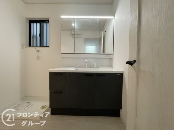 京都市伏見区久我御旅町の中古一戸建て