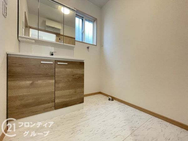 京都市伏見区桃山南大島町の中古一戸建て