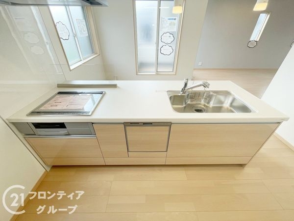 京都市伏見区桃山南大島町　新築一戸建て　2号棟