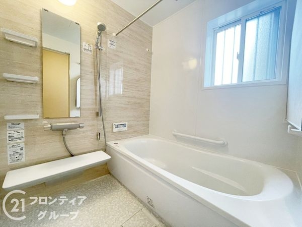 京都市伏見区桃山南大島町　新築一戸建て　2号棟