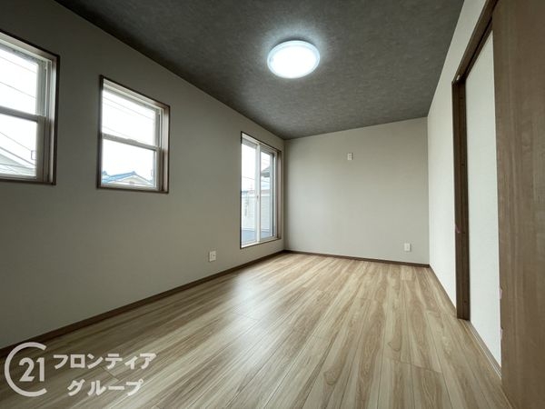 城陽市久世里ノ西　新築一戸建て　全１区画