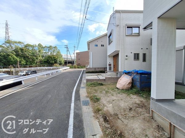 大津市石山寺４丁目　新築一戸建て　１期　２号地