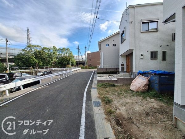 大津市石山寺４丁目　新築一戸建て　１期　２号地