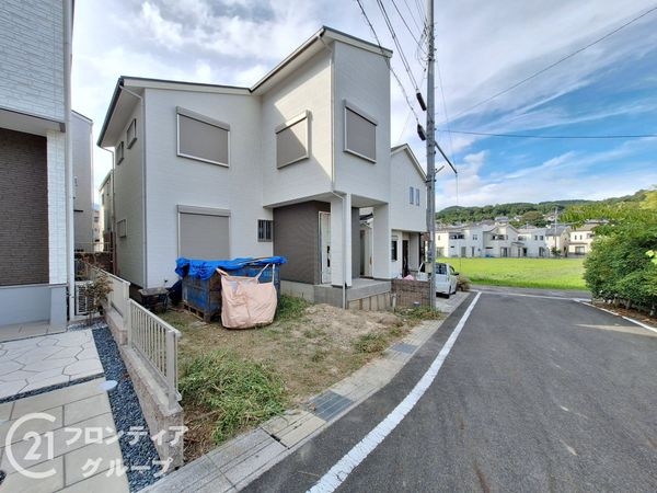大津市石山寺４丁目　新築一戸建て　１期　２号地