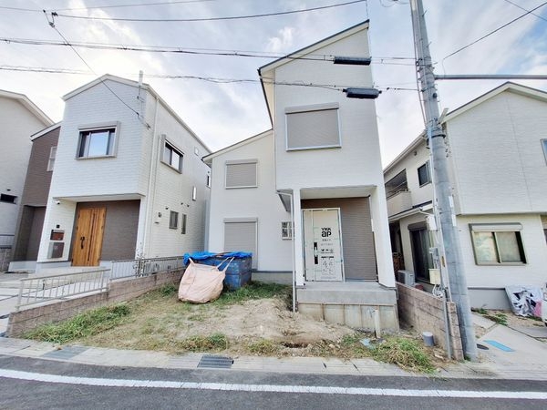 大津市石山寺４丁目　新築一戸建て　１期　２号地