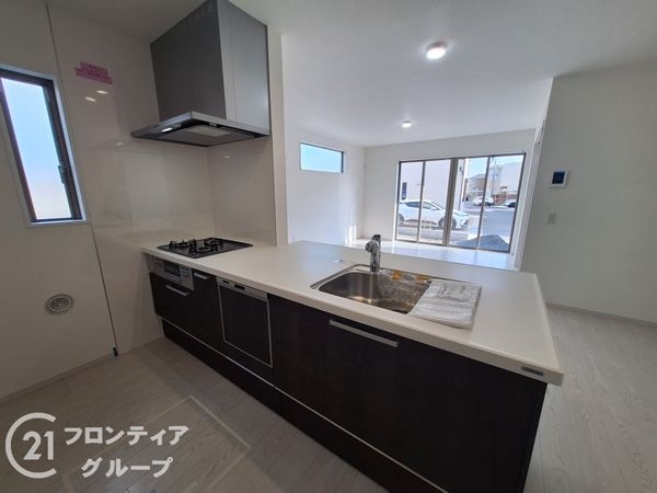 大津市下阪本１丁目　新築一戸建て　２期　２号地