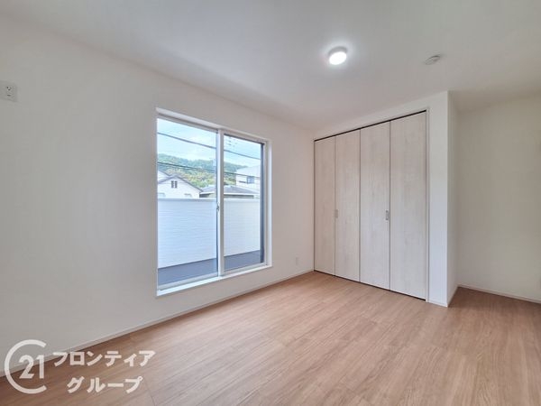 大津市御陵町　新築一戸建て　第１　２号棟