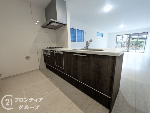 大津市中庄１丁目　新築一戸建て　１期　１号棟