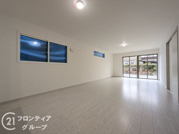 大津市中庄１丁目　新築一戸建て　１期　１号棟