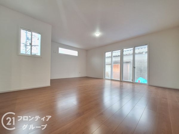 大津市中庄１丁目　新築一戸建て　１期　３号棟