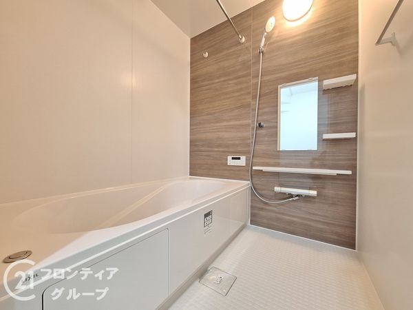 大津市中庄１丁目　新築一戸建て　１期　３号棟