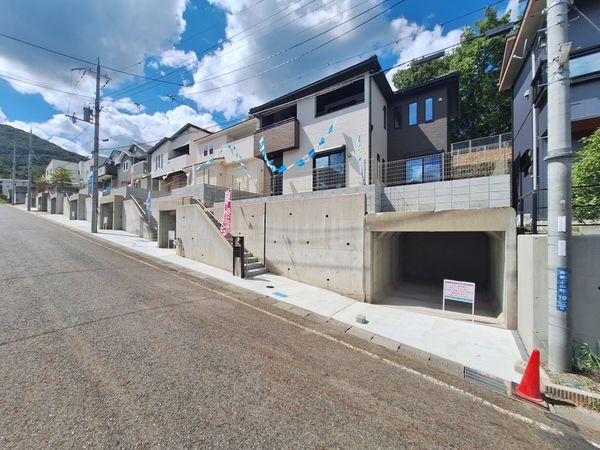 大津市南郷上山町　新築戸建　１号棟