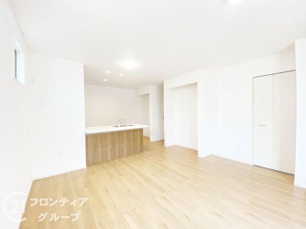 宇治市小倉町山際　新築一戸建て
