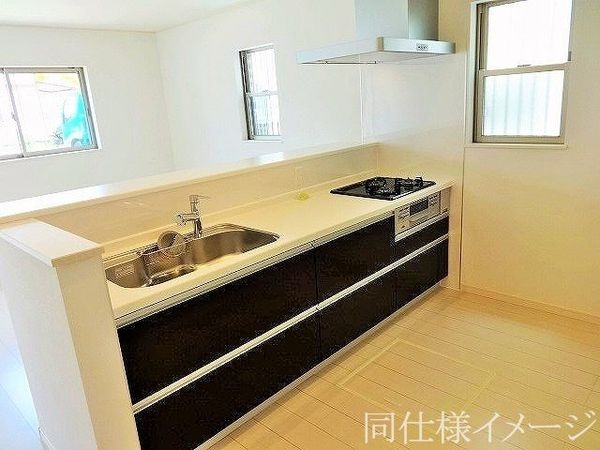 大津市際川４丁目　新築一戸建て　第３　２号棟