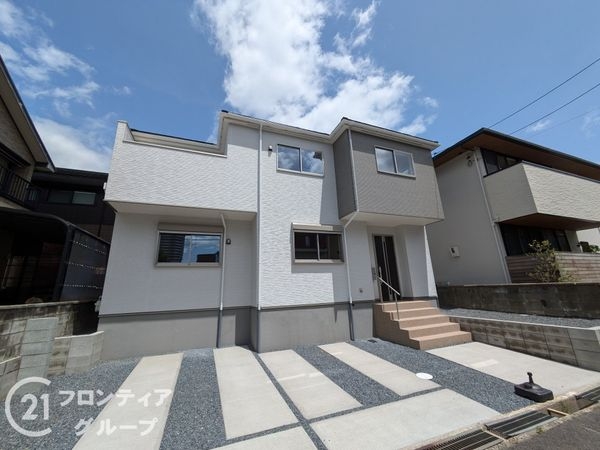 大津市桜野町２丁目　新築一戸建て　１期　１号棟