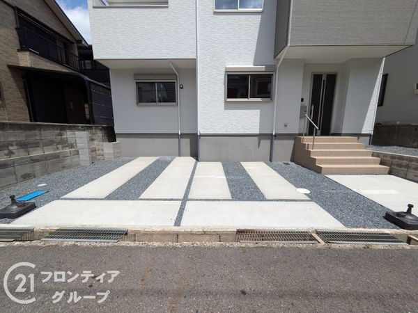 大津市桜野町２丁目　新築一戸建て　１期　１号棟