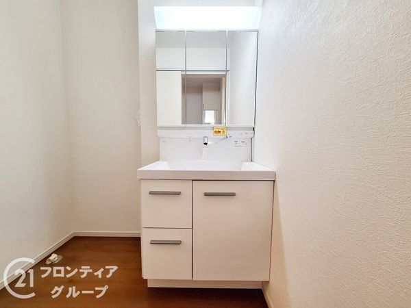 大津市瀬田３丁目　新築一戸建て　１期　２号棟