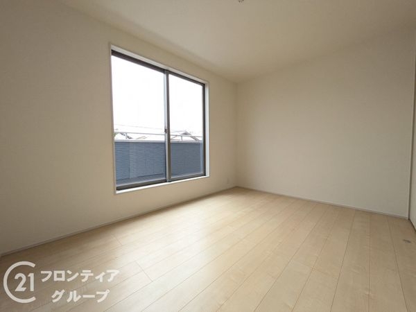大津市大江４丁目　新築一戸建て　３期　２号棟