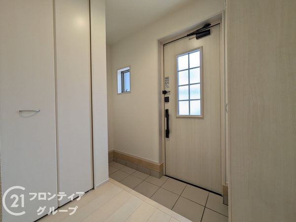 大津市大江４丁目　新築一戸建て　３期　２号棟