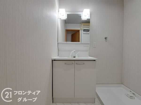 京都市伏見区桃山紅雪町の中古一戸建て