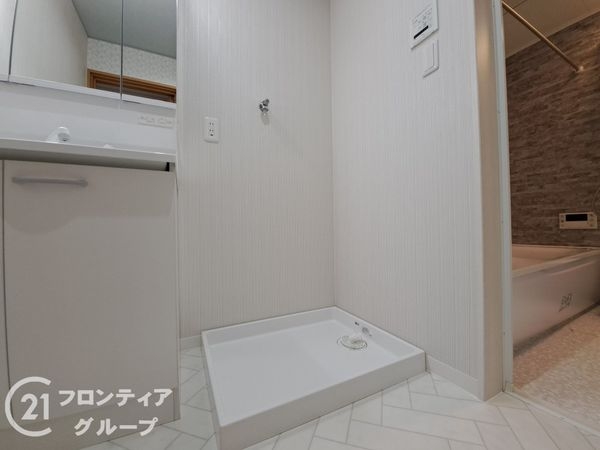 京都市伏見区桃山紅雪町の中古一戸建て