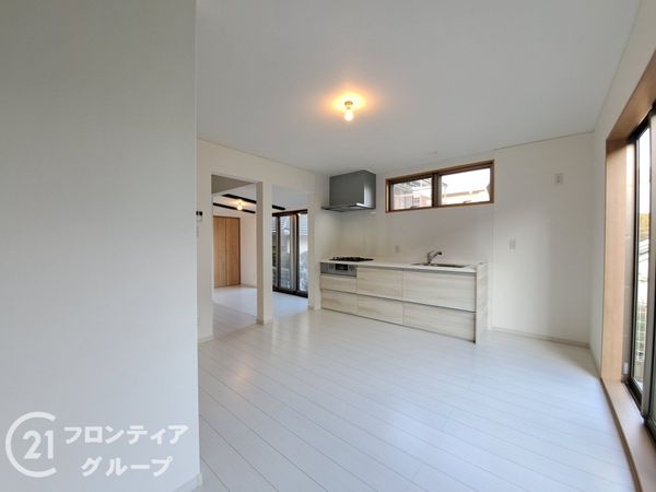 京都市伏見区桃山紅雪町の中古一戸建て