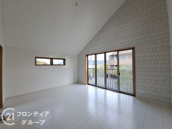 京都市伏見区桃山紅雪町の中古一戸建て