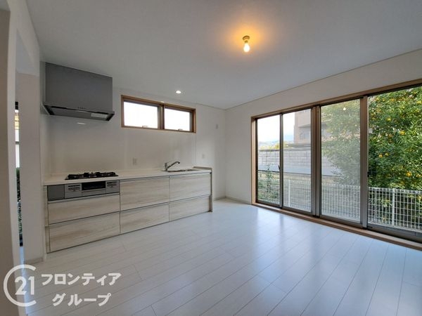 京都市伏見区桃山紅雪町の中古一戸建て