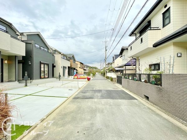 京都市西京区大原野上里鳥見町　新築一戸建て　２期　２号棟