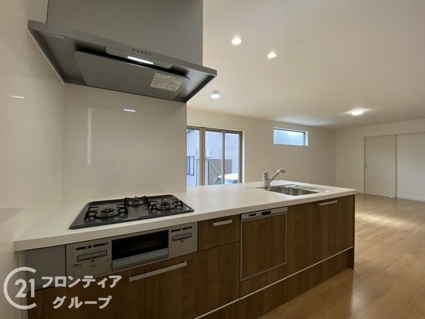 宇治市五ケ庄福角　新築一戸建て