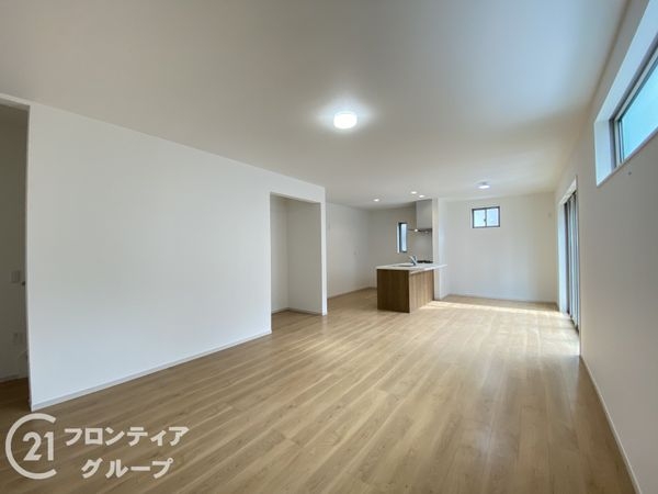 宇治市五ケ庄福角　新築一戸建て