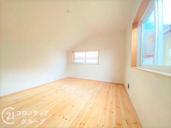 京都市伏見区桃山毛利長門西町の中古一戸建て