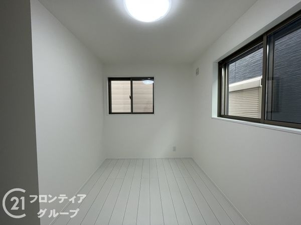 宇治市大久保町南ノ口　新築一戸建て　２号棟