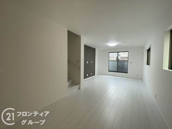 宇治市大久保町南ノ口　新築一戸建て　２号棟
