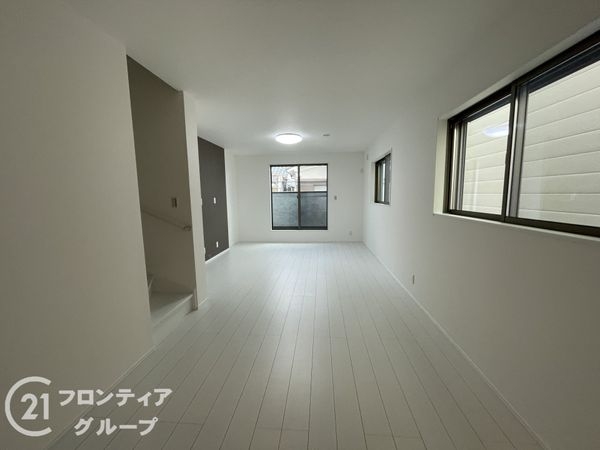 宇治市大久保町南ノ口　新築一戸建て　２号棟