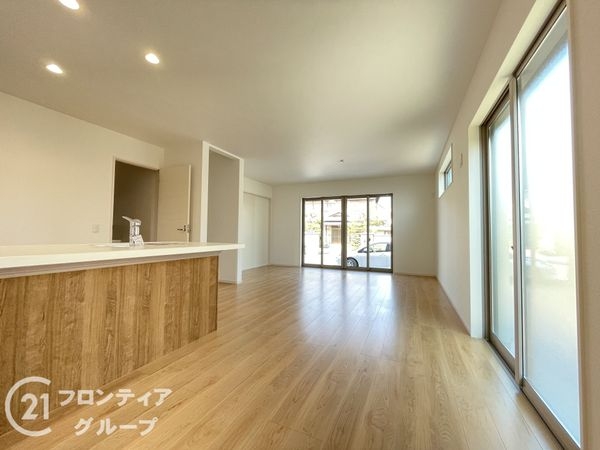長岡京市井ノ内南内畑　新築一戸建て　１期　全１区画