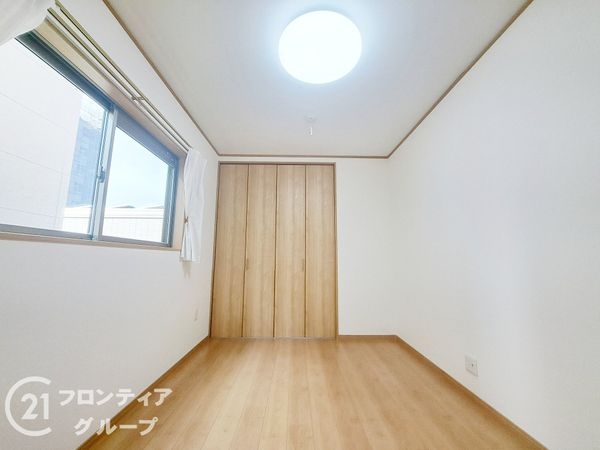 長岡京市勝竜寺二ノ坪の中古一戸建て