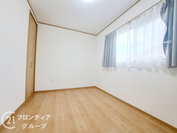 長岡京市勝竜寺二ノ坪の中古一戸建て