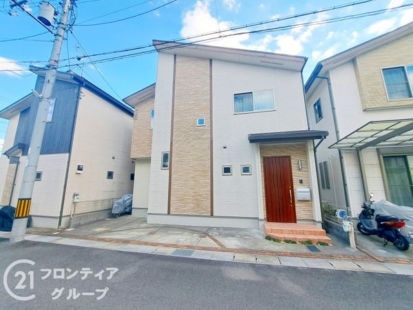 長岡京市勝竜寺二ノ坪の中古一戸建て